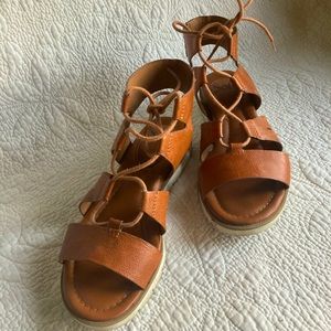 Sofft | Tan Málaga Gladiator Sandal | 6